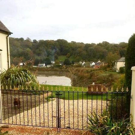 Quaint Little Guest Suite With Private Parking Newport  Eksteriør bilde